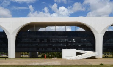 Governo de Minas sanciona nesta quinta-feira (27/6) reajuste salarial de 4,62% para os servidores públicos