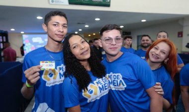 Pagamento do Pé-de-Meia começa na próxima segunda (25/11). Confira calendário