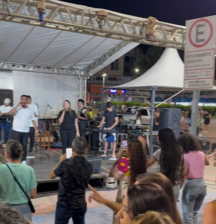 Celebração do Dia Internacional da Mulher Leva Música e Alegria à Praça do Coreto em Timóteo