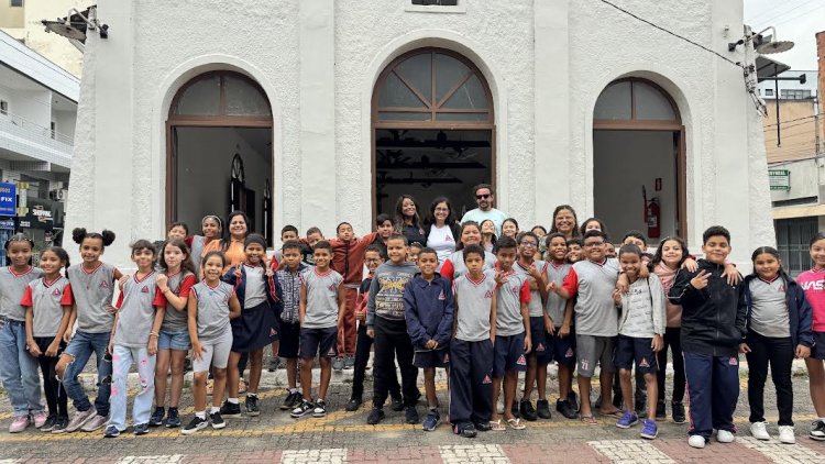 “Turismo Pedagógico”: projeto leva alunos da rede municipal para conhecer pontos turísticos de Timóteo
