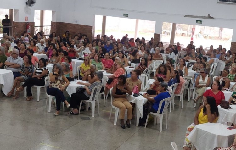 Associação dos Aposentados de Timóteo realiza emocionante homenagem às mães com atividades de saúde e bem-estar