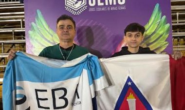 Vitor Scarpatti representa Timóteo nos Jogos da Juventude na disputa de tênis de mesa