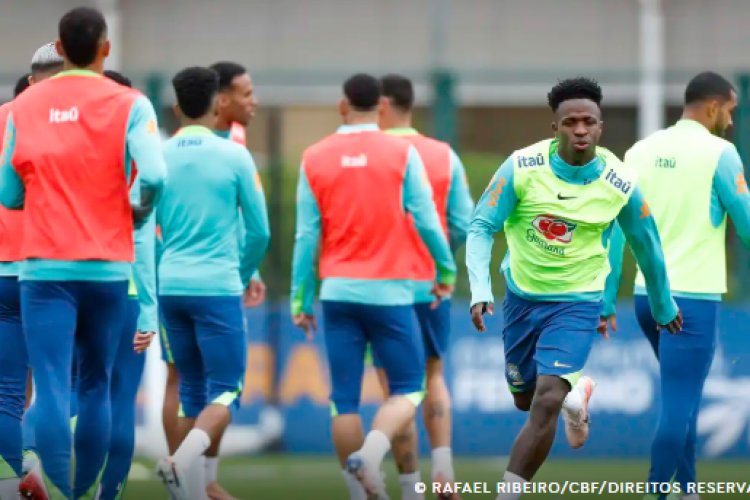 Vinicius Júnior diz que seleção evolui sob comando de Carlo Ancelotti